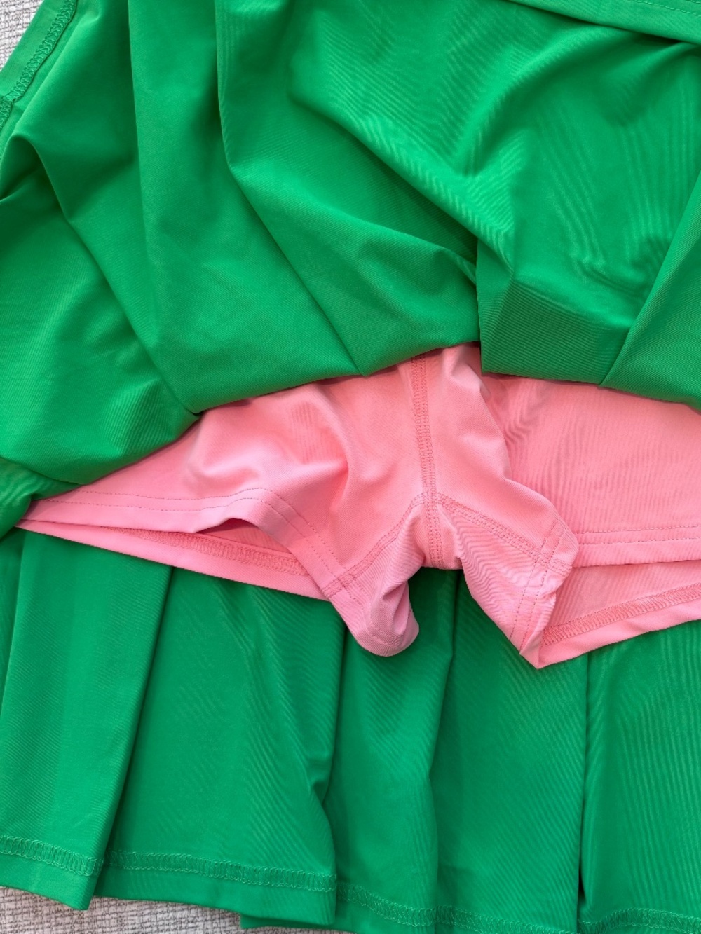 The IVY STOREHOUSE Women’s Apple Green pleated Skort Skirt Size Large - Picture 8 of 9